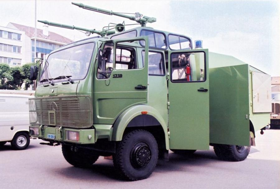  Mercedes-Benz 1719 A Metz Wasserwerferkraftwagen 1977 года  (фото 1 из 1)
